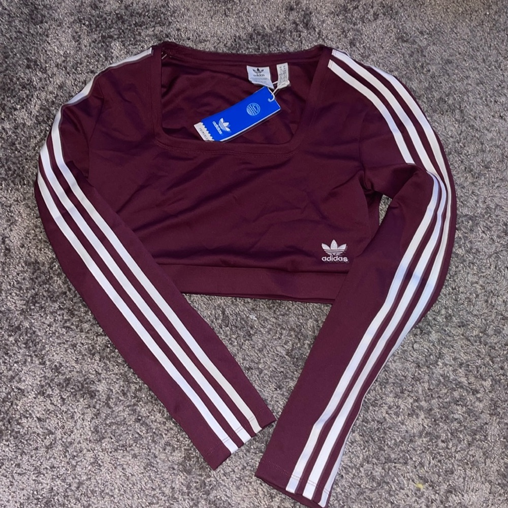 NWT long sleeve athletic crop top